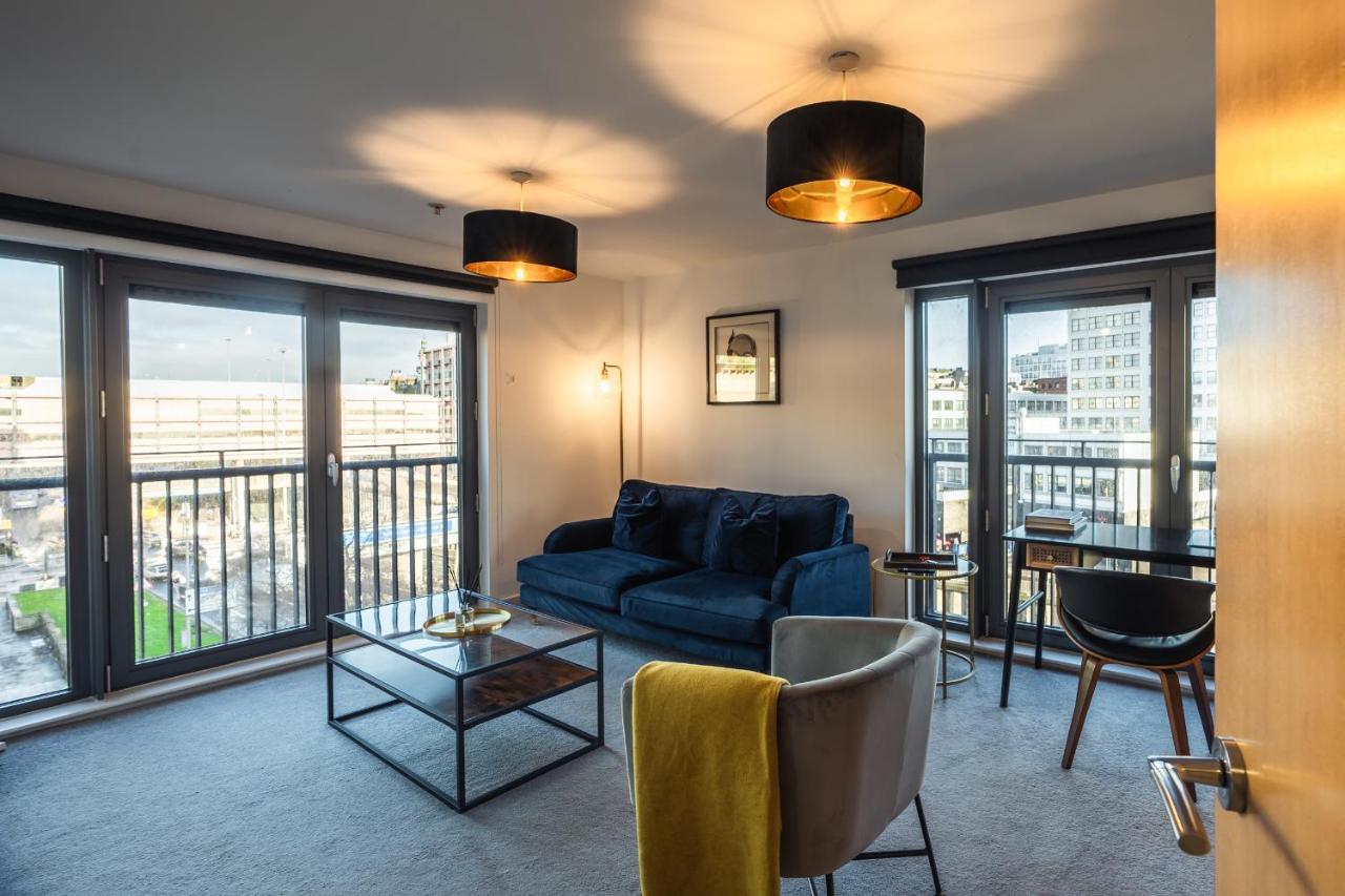 City View - A Stunning 2 Bed Apartment 글라스고 외부 사진