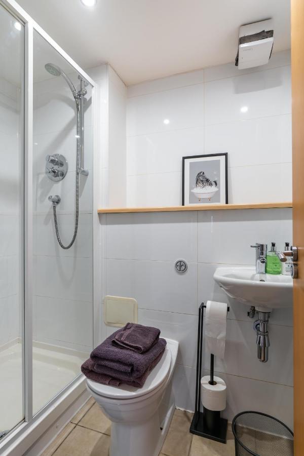 City View - A Stunning 2 Bed Apartment 글라스고 외부 사진